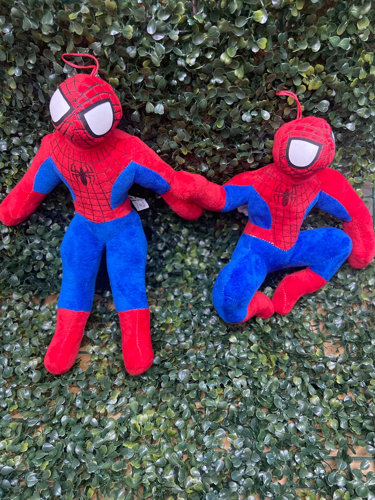 Homem-Aranha de pelúcia